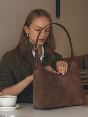 Veneta Hobo Bag Medium Chestnut