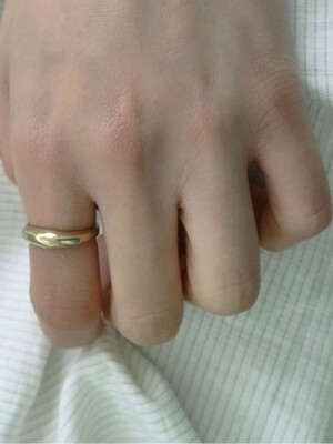 gold moggle ring 1