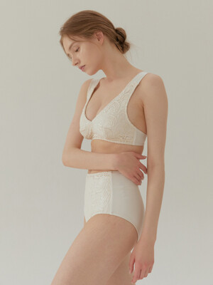 Chandelier two-piece_Brief Ivory