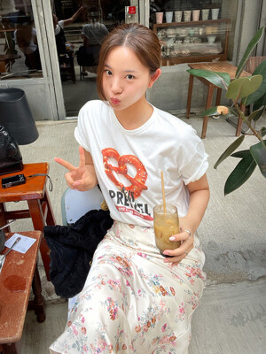 PRETZEL T-Shirts(플레즐)_IVORY