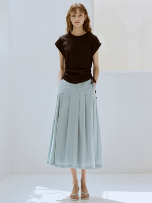 Asymmetry cut pleats long skirt (2color)