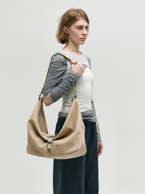 BELTED HOBO_nude nubuck
