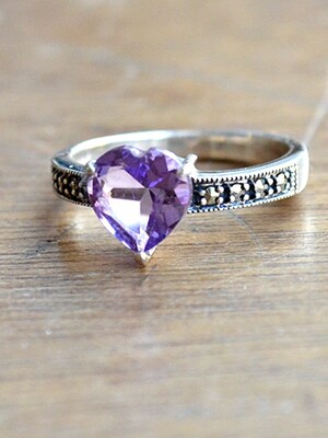 amethyst in heart