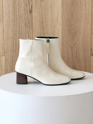 Polly ankle boots_F_CB0016_ivory