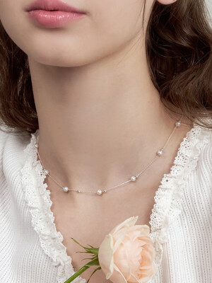 ivy pearl necklace
