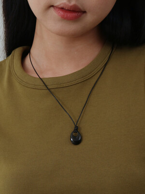 onyx tie necklace