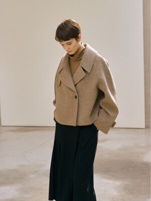 Double cropped coat (beige)