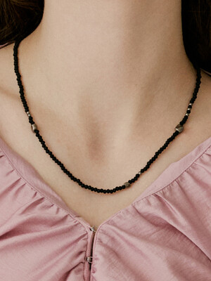 Black Stone Beads Necklace_VH2478NE072M