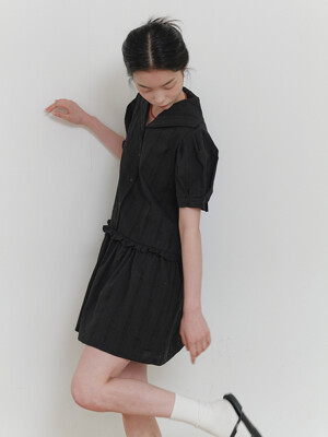LACE COLLAR ONEPIECE_BLACK