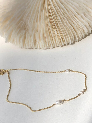 Gold Lirio Pearl Anklet
