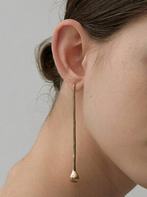 Straight ball earring  (gold)