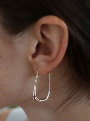 moggle earring