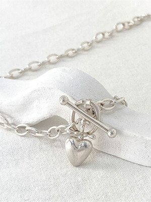 Heart anchor necklace