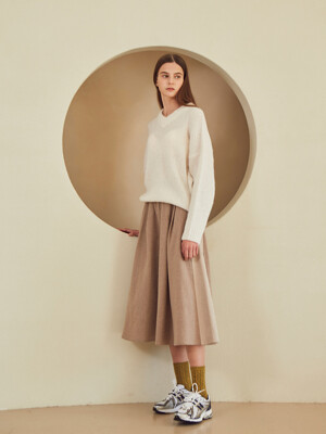 Side fabric matching skirt_beige
