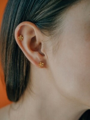 plum blossom earring