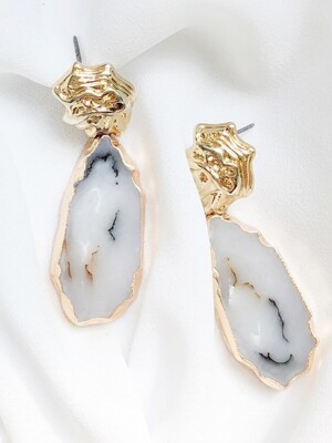 GEMSTONE EARRING-WH