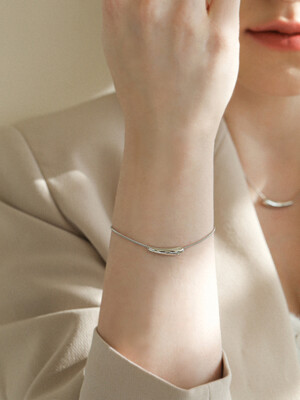 simple stick bracelet B045