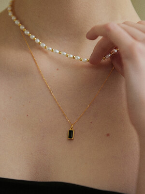 onix square necklace