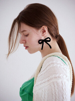 No.201 / Ribbon Crochet Earring (Silver 925) _ Black