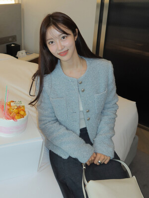 [단독]Wool Boucle Tweed Jacket KW4AJ3370_AM