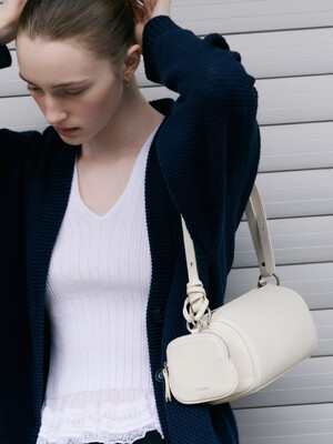 Basset Round Bag Cream