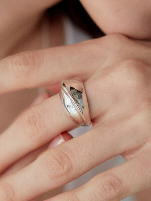 R.001/WAVY GOMARU RING