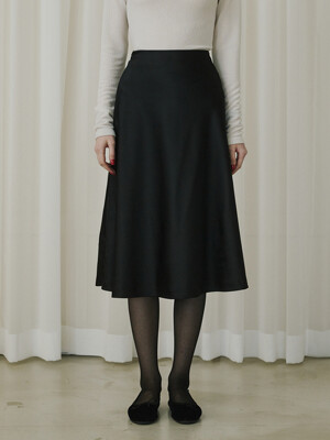 Satin Flare Skirt_Black