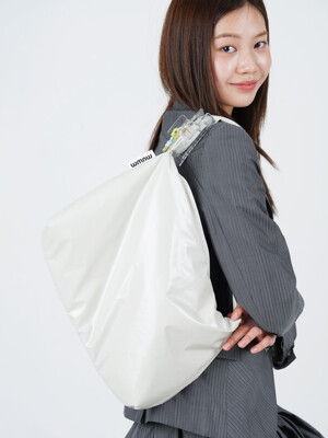 Puff-Up Shoulder Bag (Ivory/Tartan Check)