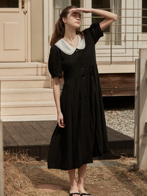 Sheer collar pleats dress - Black