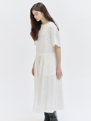 25SN pleats long ops [WH]