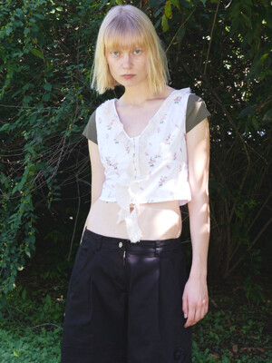 FLOWER RUFFLE BLOUSE, WHITE