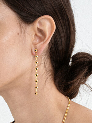 `drop` sapphire earring(single)