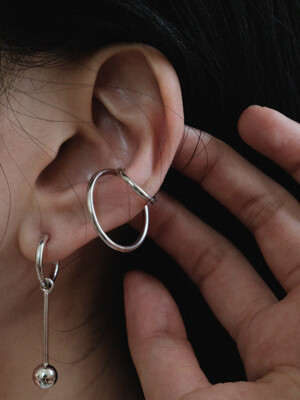 Kinetic sphere earring