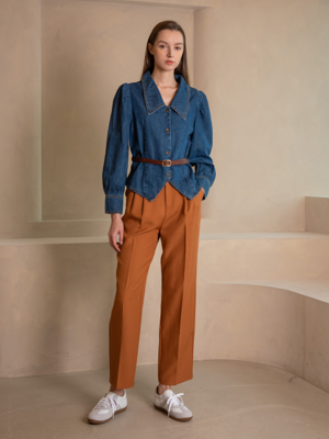 WED Field relaxed fit two-tuck trousers_camel