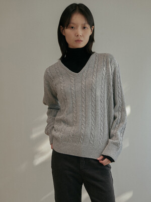 V-neck Wool Cable knit - Gray