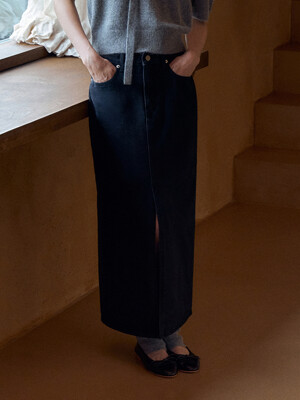 Slit Long Denim Skirt[LMBDAUDN4121]-Black