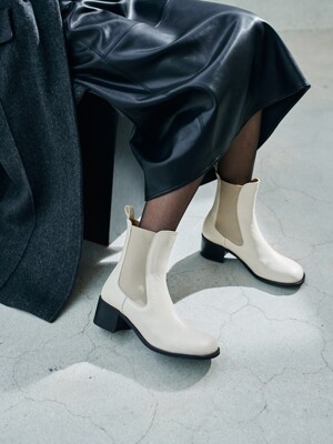 50mm Devon Round Toe Ankle Boots (3 Colors)