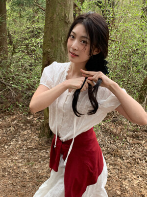 [주이비 PICK!] 소프 하이넥 리본 블라우스 ( 2 colors )