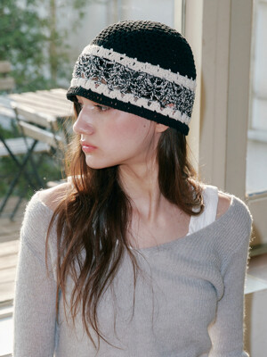 Snuggle Crochet Beanie (2 Colors)