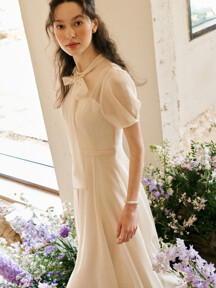 LILLE See-through Puff shoulder ribbon tie dress (Oatmeal/Black)