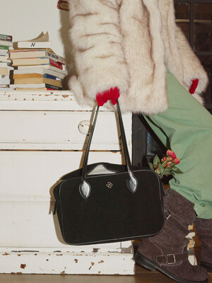 Sage Suede Square Bag_Black