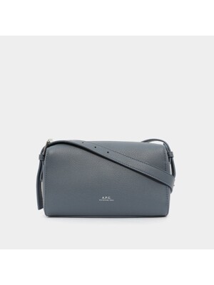 아페세 25SS APC로고 니노 크로스 공용 카메라백 PUABO H61821 IAK