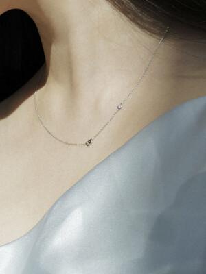 [단독] 14k 이니셜 목걸이, 베젤 다이아몬드