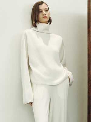 [KNIT] Cashmere-blend Turtleneck Pullover _ 2color