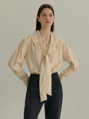 SIA Scarf Tie Collar Blouse_Cream Beige