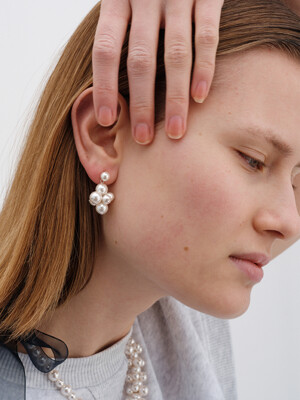 Pearl Bloom Earrings
