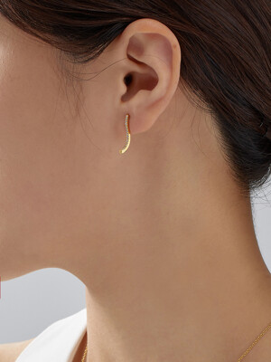 [Silver] Curved line Earrings e067