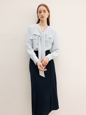 WILLA Cape tie blouse (Ivory/Salmon beige/Soft blue)