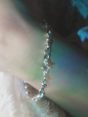 Starry & breeze. bracelet 01