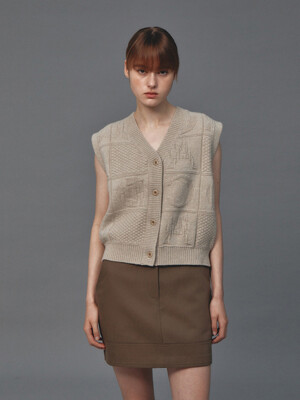 BUTTON KNIT VEST (PISTACHIO)